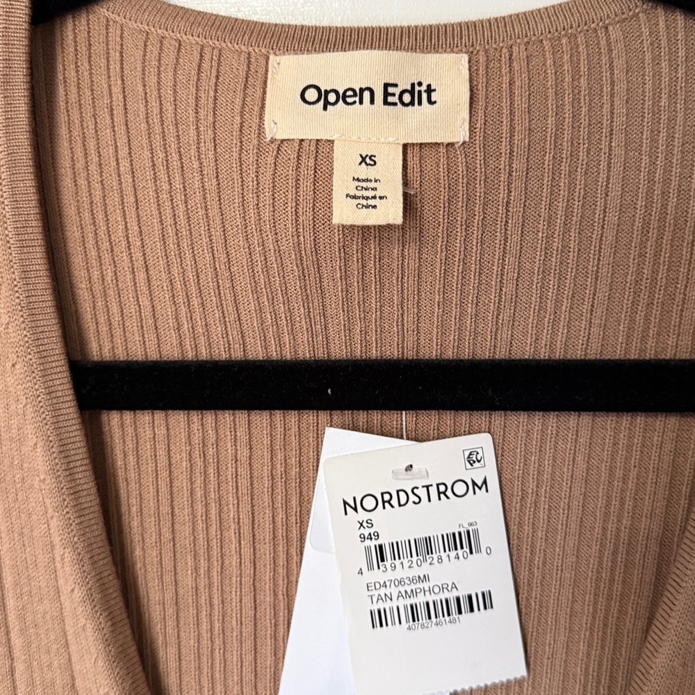 Women's Tan Ribbed Sweater - Picture 2 of 4
